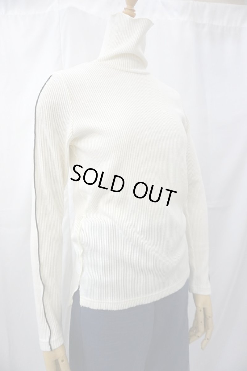 ホワイト/38サイズです